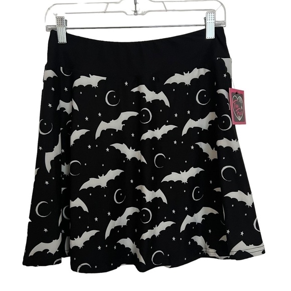 Too Fast Black Starry Moon Bats Mini Skater Skirt NWT Medium - Picture 1 of 6